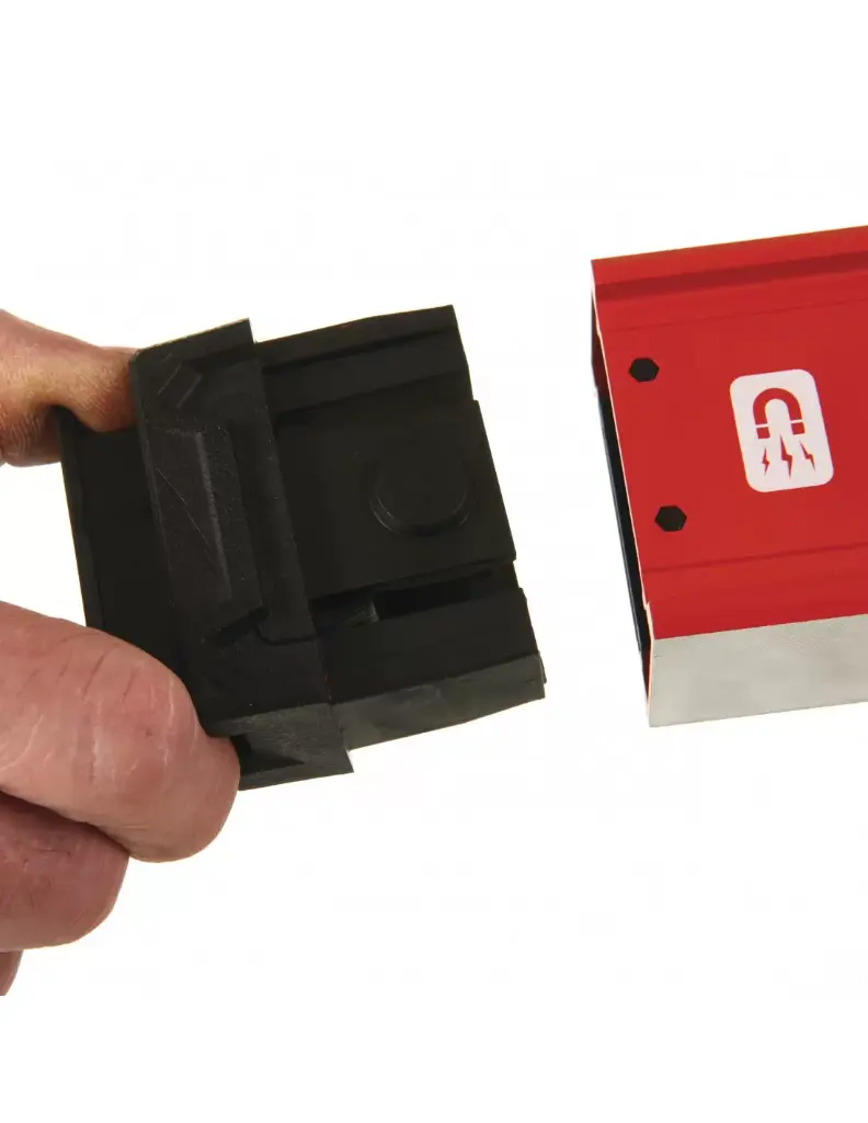 niveau-tubulaire-magnetique-60-cm-redstick-premium-4932459063-milwaukee (2).webp