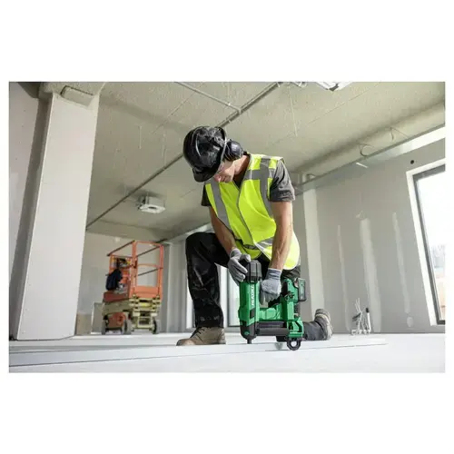 HiKOKI-NC1840DA-NC1840DAWQZ-Cloueuse-sans-fil-sans-batterie-sans-chargeur (8).webp