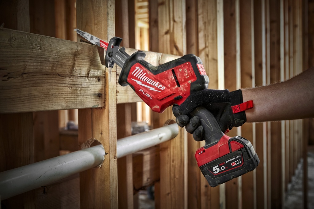 MILWAUKEE M18 FHZ-0X - Scie sabre compacte FUEL 18V, sans batterie